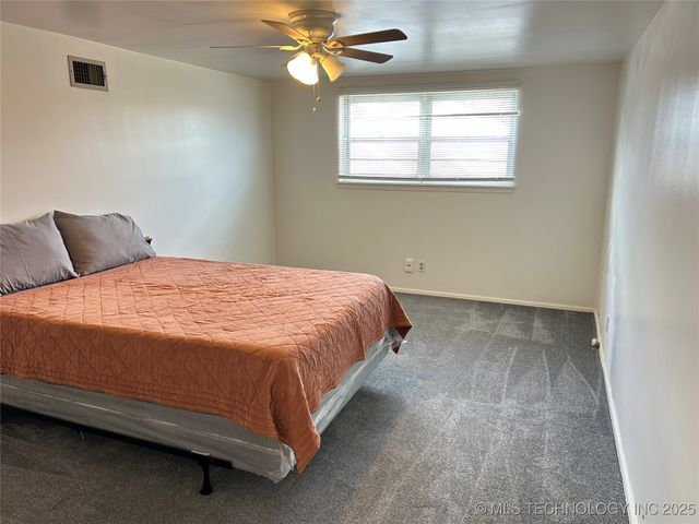 5521 S 76th East Avenue E, Tulsa, OK 74145