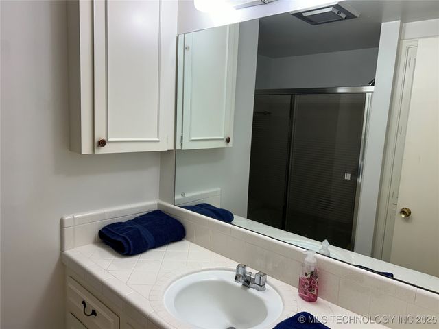 5521 S 76th East Avenue E, Tulsa, OK 74145