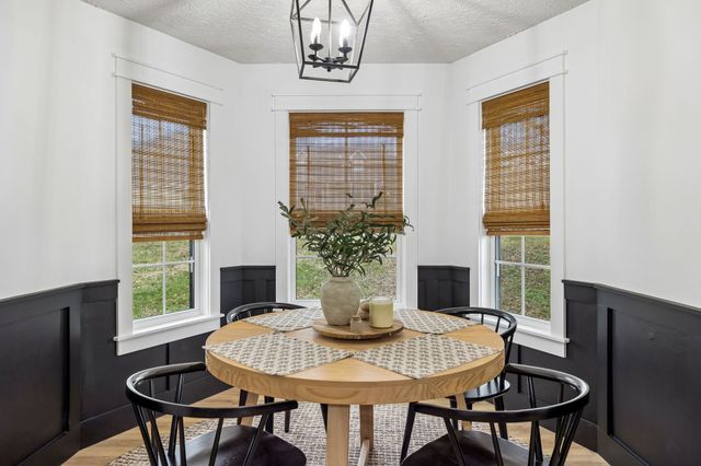 18 Crescent Blvd, Carthage, TN 37030