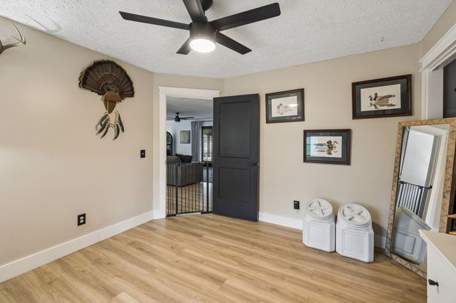 18 Crescent Blvd, Carthage, TN 37030