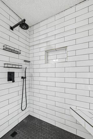 18 Crescent Blvd, Carthage, TN 37030