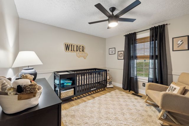 18 Crescent Blvd, Carthage, TN 37030