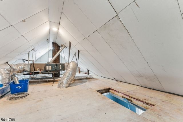 291 E 12Th Ave, Roselle Boro, NJ 07203