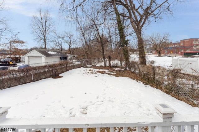 291 E 12Th Ave, Roselle Boro, NJ 07203