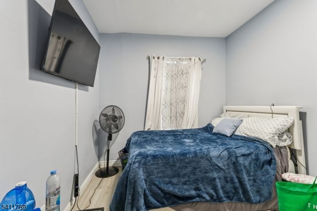 291 E 12Th Ave, Roselle Boro, NJ 07203