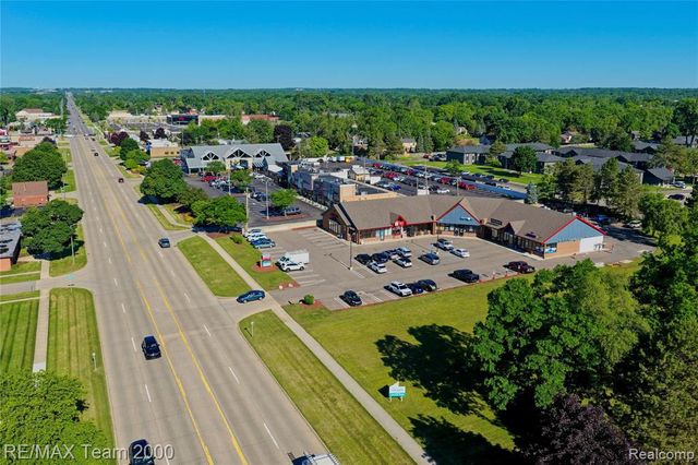 32618 7 Mile Road, Livonia, MI 48152