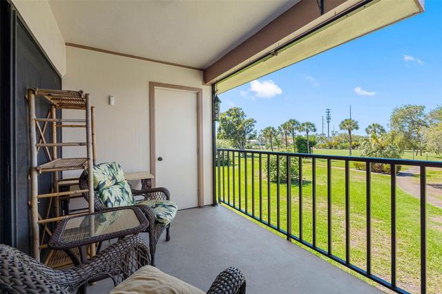 6269 PALMA DEL MAR BOULEVARD S 216, St Petersburg, FL 33715