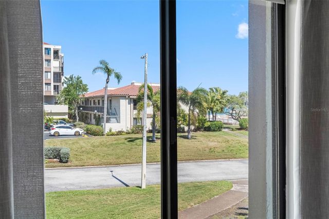 6269 PALMA DEL MAR BOULEVARD S 216, St Petersburg, FL 33715