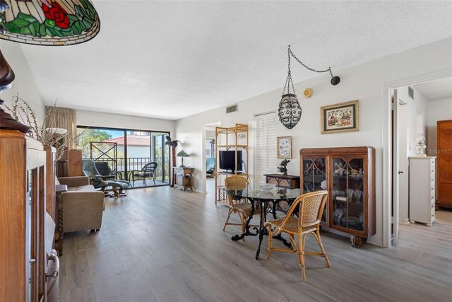 6269 PALMA DEL MAR BOULEVARD S 216, St Petersburg, FL 33715