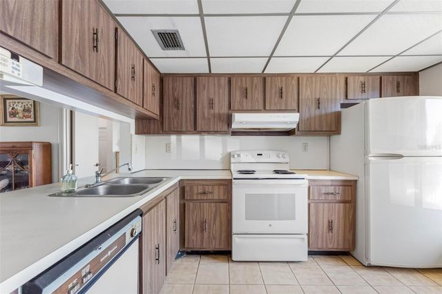 6269 PALMA DEL MAR BOULEVARD S 216, St Petersburg, FL 33715