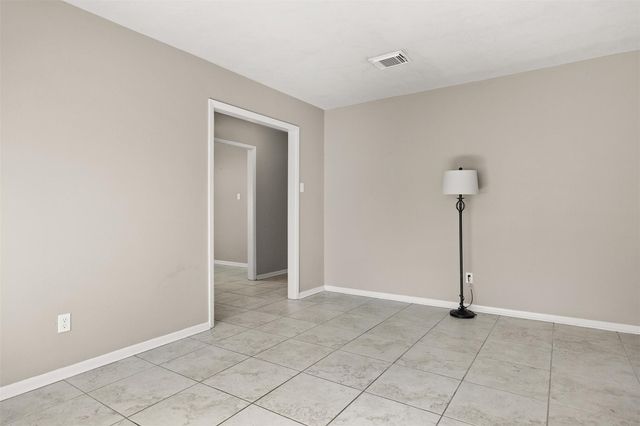 717 Arbor Drive, Deer Park, TX 77536