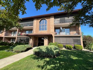 11111 Heritage Drive 2A, Palos Hills, IL 60465