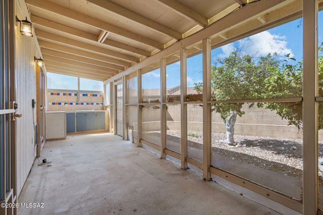 1720 S Traub Drive, Tucson, AZ 85710