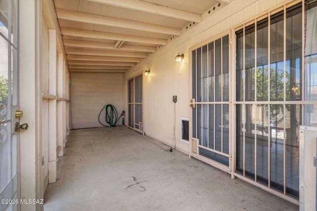 1720 S Traub Drive, Tucson, AZ 85710