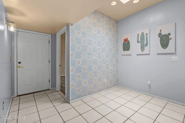 1720 S Traub Drive, Tucson, AZ 85710