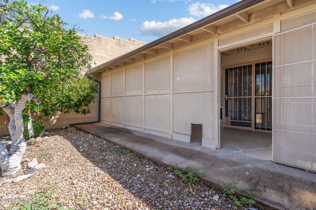 1720 S Traub Drive, Tucson, AZ 85710