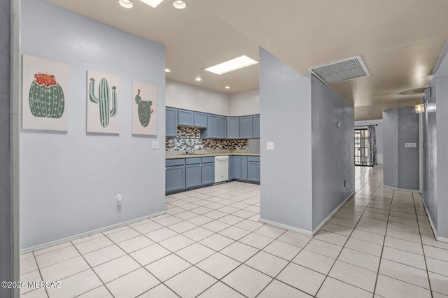 1720 S Traub Drive, Tucson, AZ 85710
