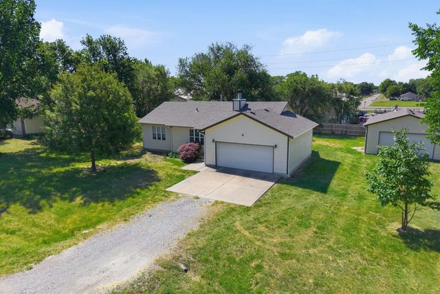 1521 E Rose Lane, Andover, KS 67002
