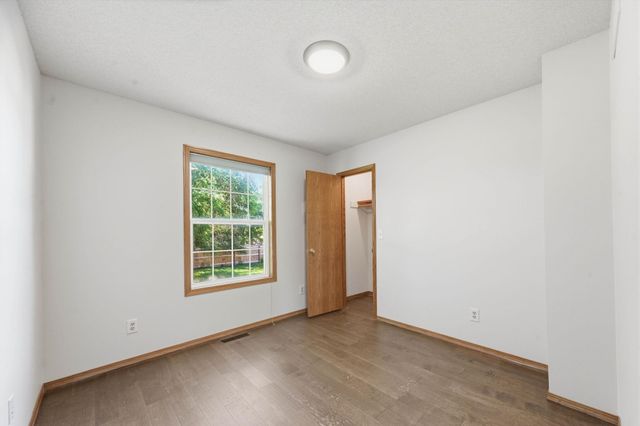 1521 E Rose Lane, Andover, KS 67002