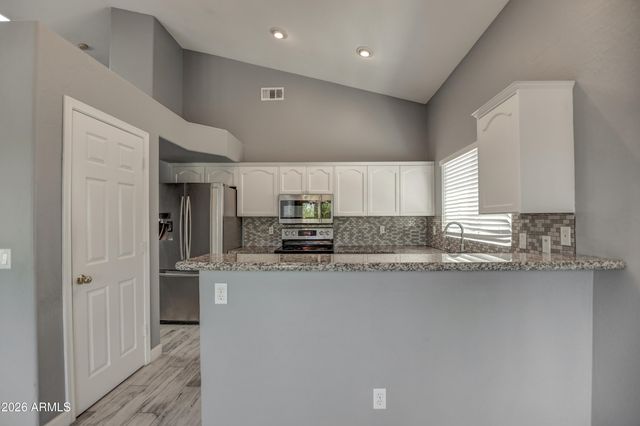 5510 W IVANHOE Street, Chandler, AZ 85226