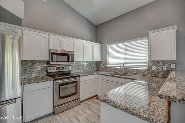 5510 W IVANHOE Street, Chandler, AZ 85226