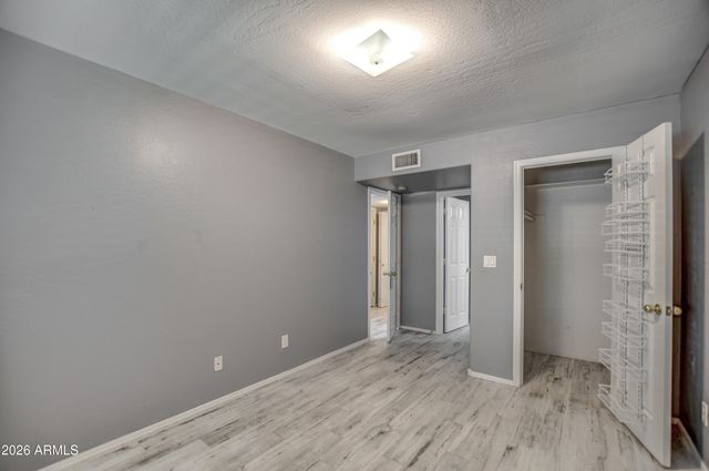 5510 W IVANHOE Street, Chandler, AZ 85226