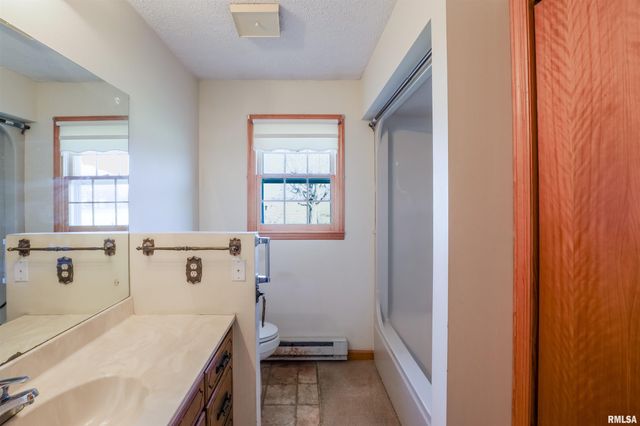 15546 Pittsburg Road, Marion, IL 62959