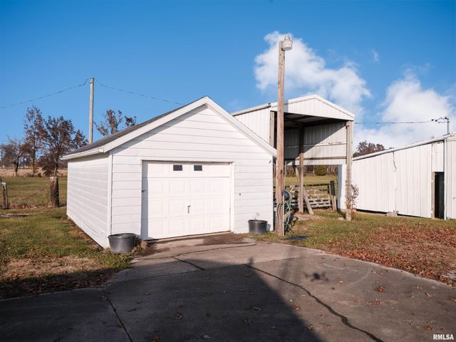 15546 Pittsburg Road, Marion, IL 62959