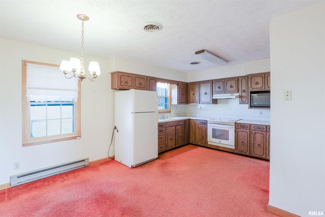 15546 Pittsburg Road, Marion, IL 62959