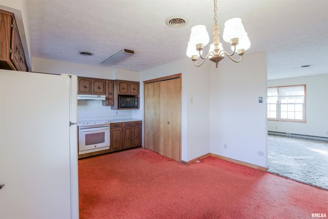 15546 Pittsburg Road, Marion, IL 62959