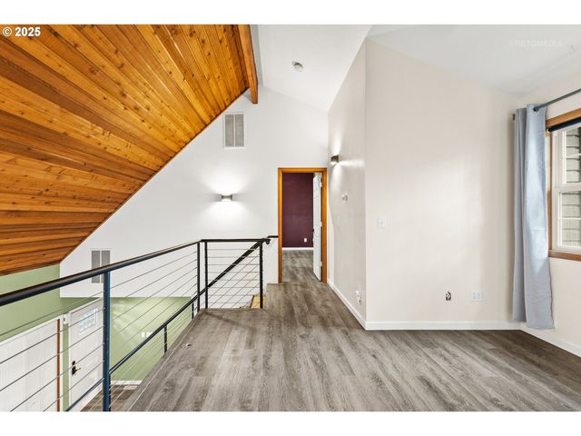 21 ORIOLE Ln, Lake Oswego, OR 97035