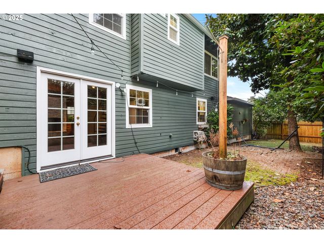 21 ORIOLE Ln, Lake Oswego, OR 97035