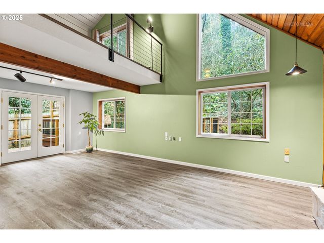 21 ORIOLE Ln, Lake Oswego, OR 97035