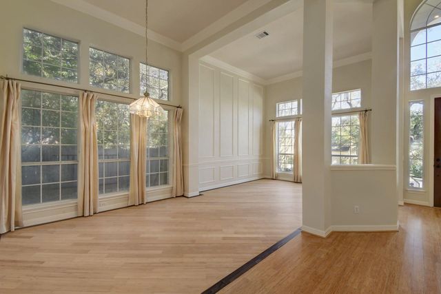 9704 Cinnabar TRL, Austin, TX 78726