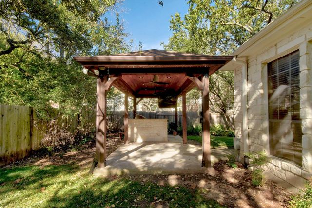 9704 Cinnabar TRL, Austin, TX 78726