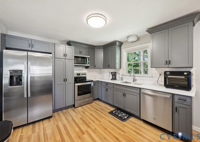 112 Webster Rd, Sandston, VA 23150