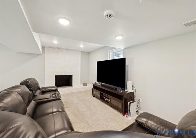112 Webster Rd, Sandston, VA 23150