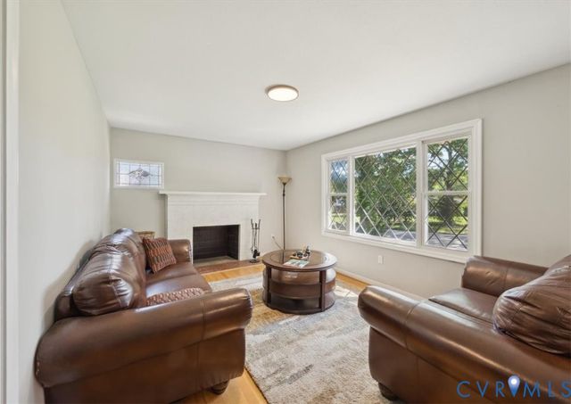 112 Webster Rd, Sandston, VA 23150