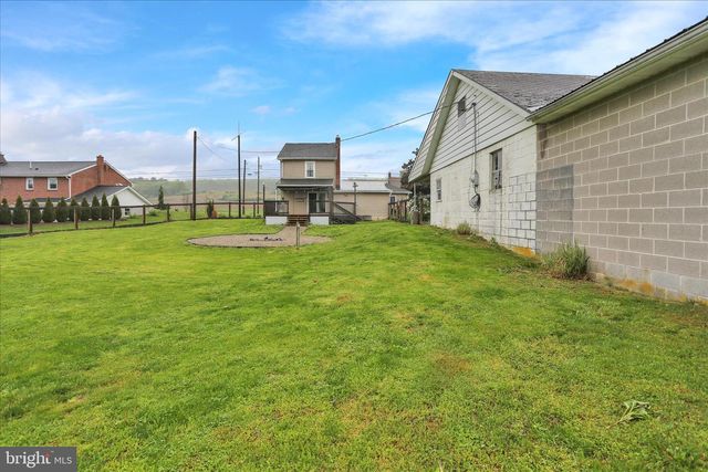 1039 LONG RUN RD, Pine Grove, PA 17963