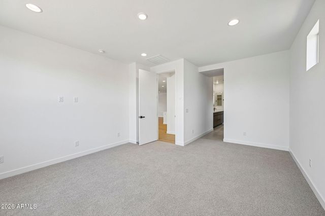 7955 W LOMA Lane, Peoria, AZ 85345