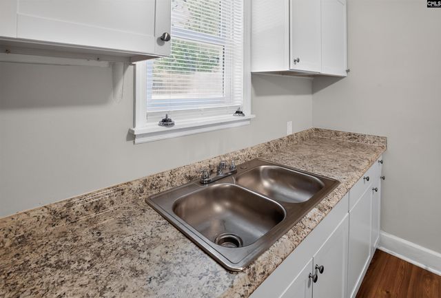 1118 Summerland Drive, Cayce, SC 29033