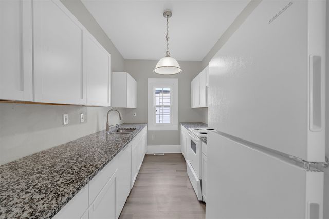 1105 N Cleveland Ave, Wichita, KS 67214