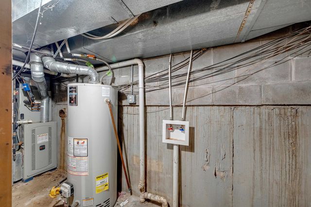 1105 N Cleveland Ave, Wichita, KS 67214