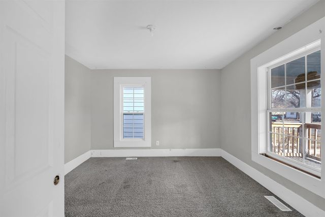 1105 N Cleveland Ave, Wichita, KS 67214