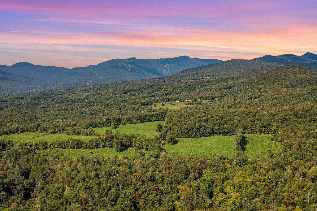 2762 Weeks Hill Road, Stowe, VT 05672