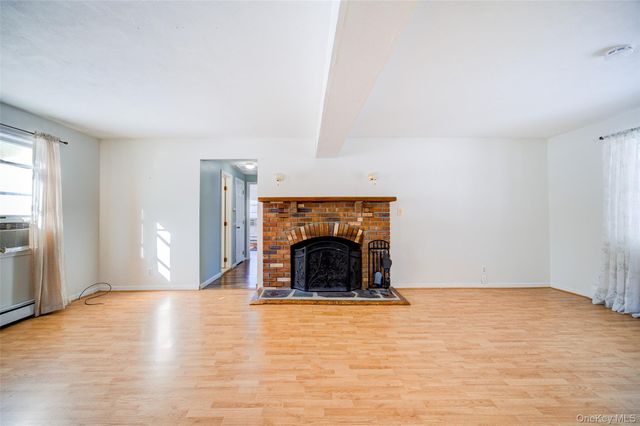 16 JMD Drive, Monroe, NY 10950