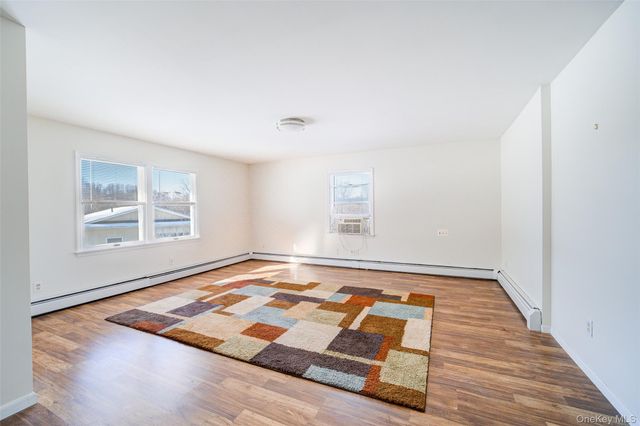 16 JMD Drive, Monroe, NY 10950