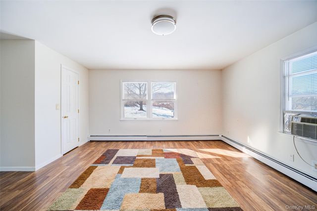 16 JMD Drive, Monroe, NY 10950