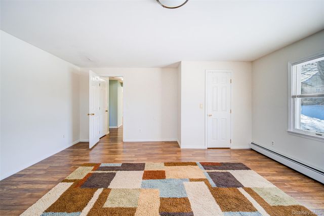 16 JMD Drive, Monroe, NY 10950