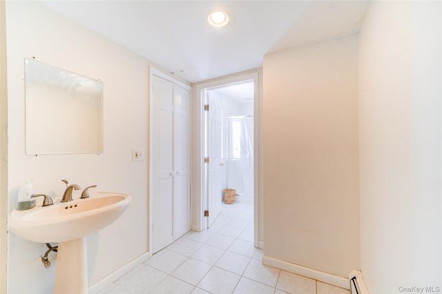 16 JMD Drive, Monroe, NY 10950